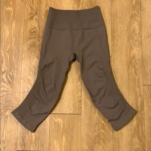 Lululemon In The Flow Crops